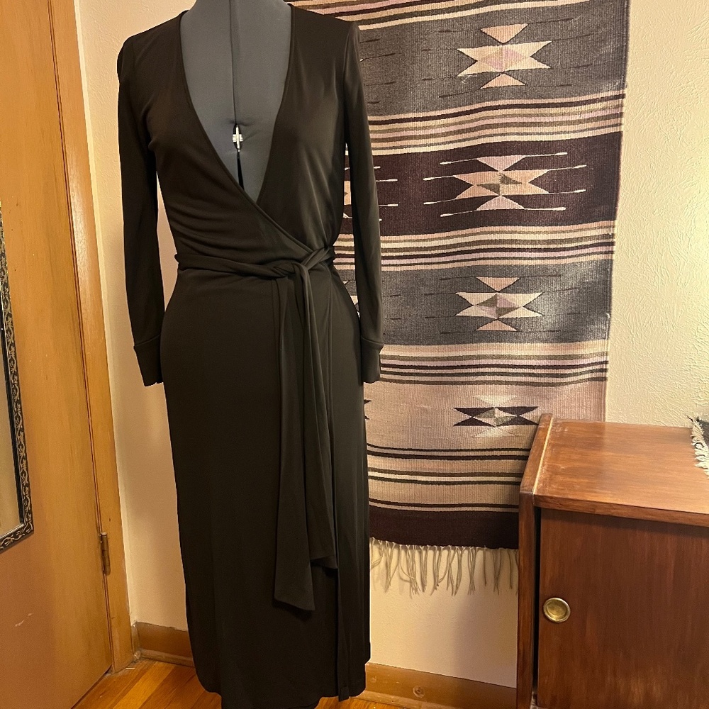 Diane von Furstenberg Brown Julian Wrap Dress size 4 chocolate brown designer